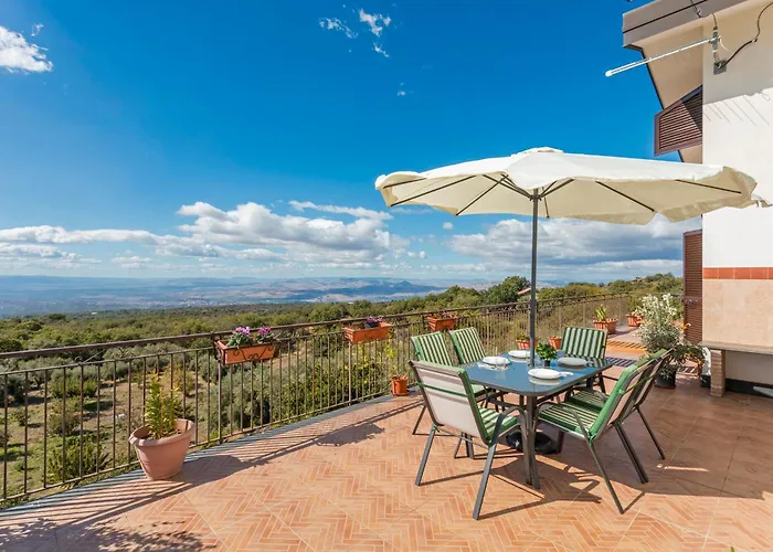 Oasi Dell'etna فيلة بيلباسو