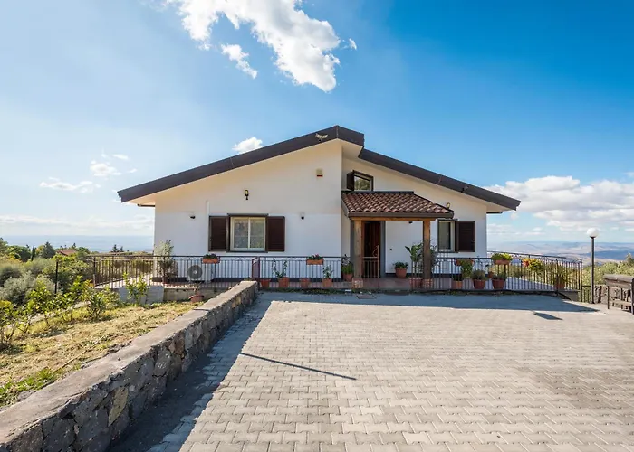 فيلة Oasi Dell'etna *