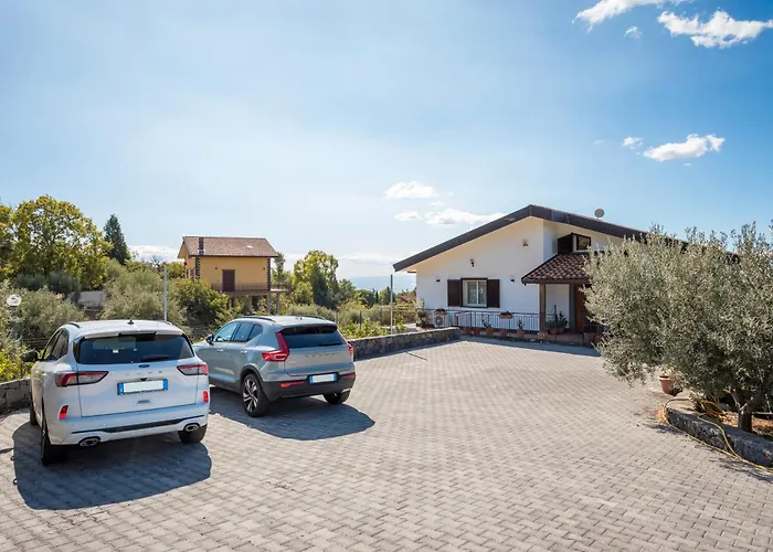 فيلة Oasi Dell'etna بيلباسو